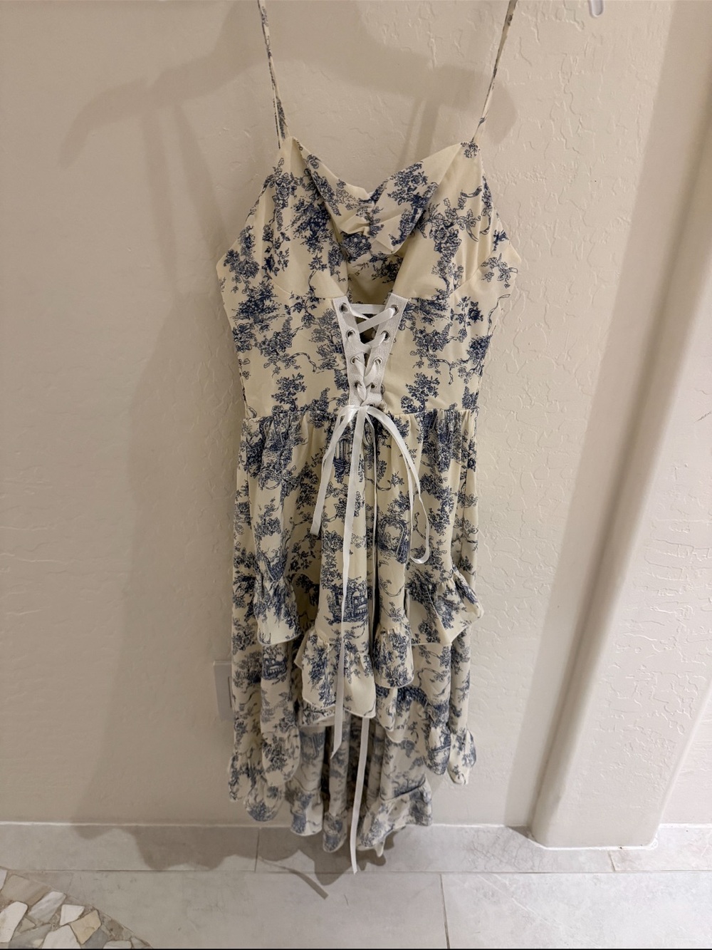 SHEIN Cream and Blue Lace-Up Spaghetti Strap High-Low Dress